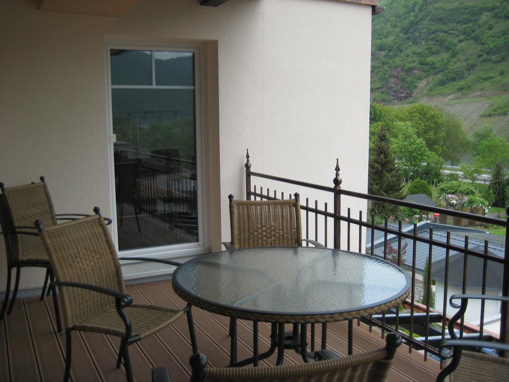 Hotel Weingut Goeres Briedel Zimmer foto